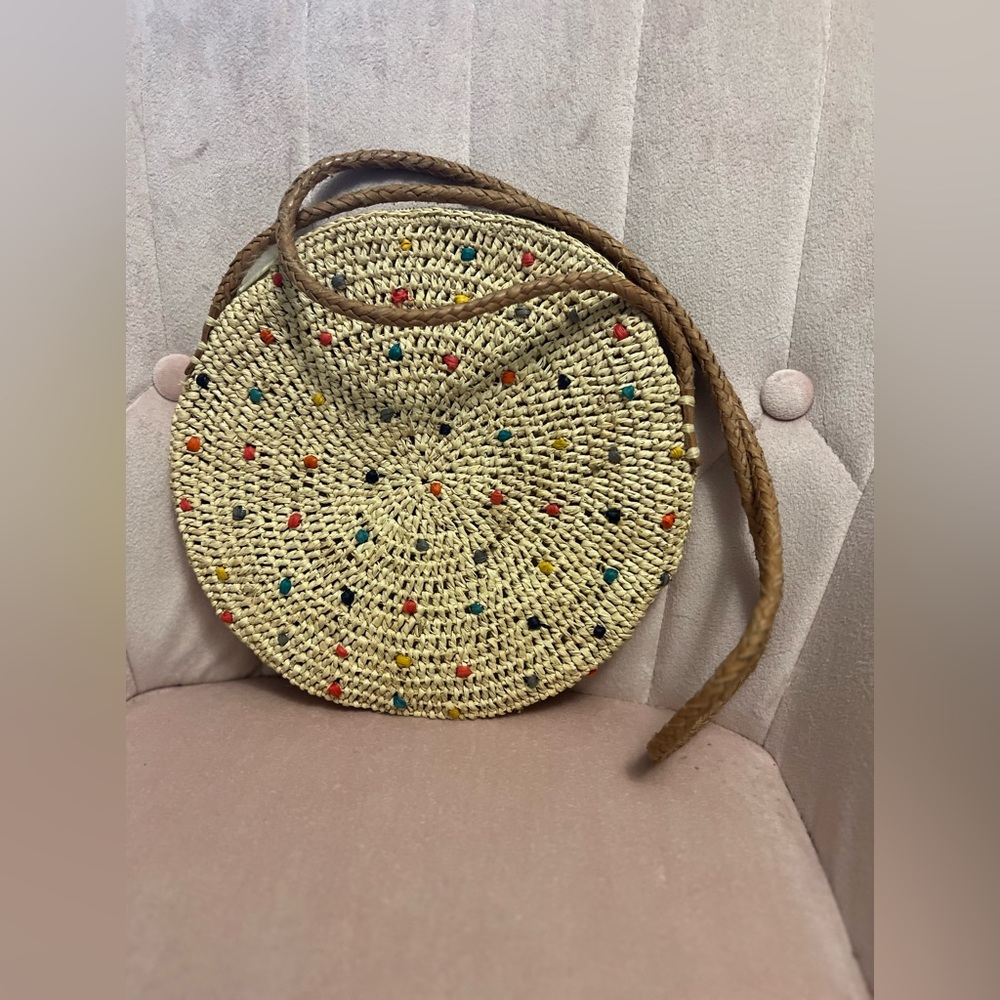 Straw crossbody